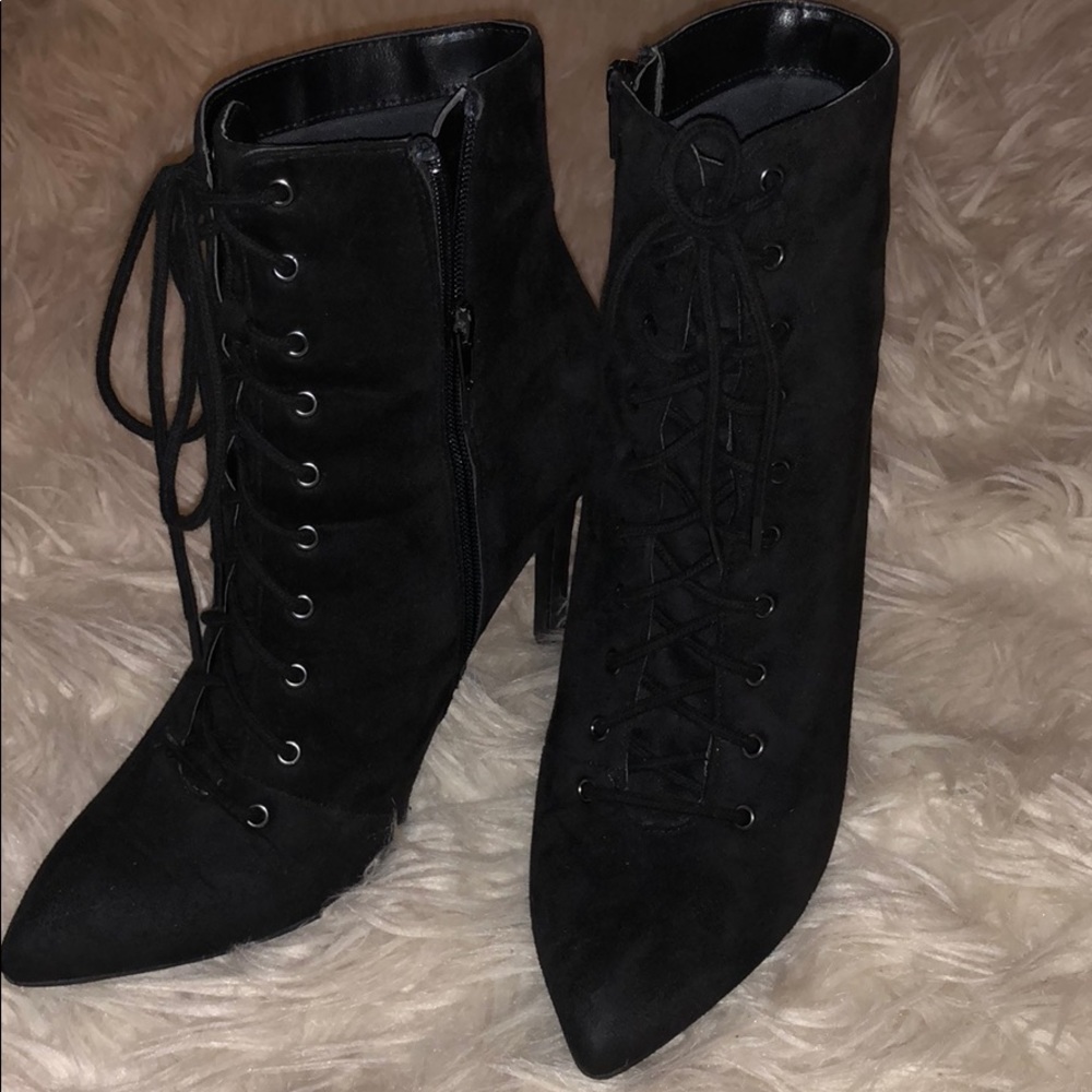 Lightly work ankle heels